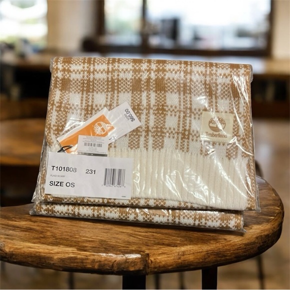 Timberland Plaid Knit Scarf 10X68 NWT - Picture 4 of 4